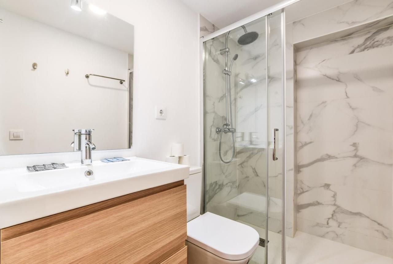 Apartamento Acogedor En El Barrio De Las Letras Apartment Мадрид Екстериор снимка